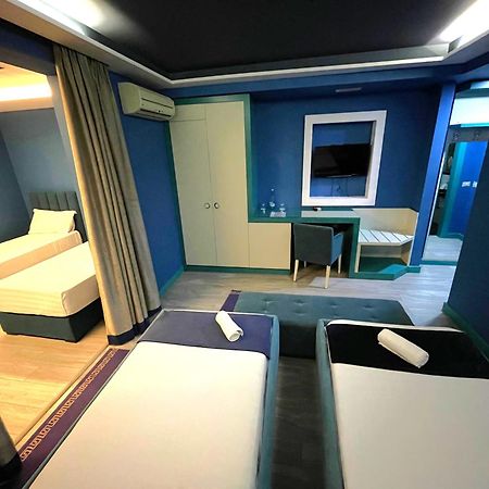 New W Hotel Tirana Bagian luar foto