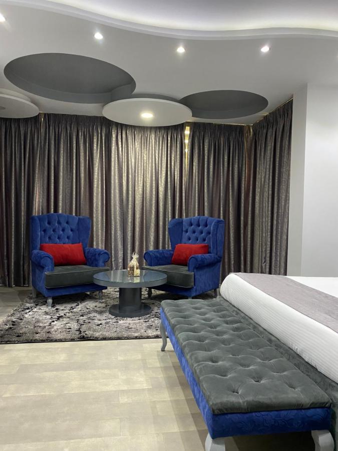 New W Hotel Tirana Bagian luar foto