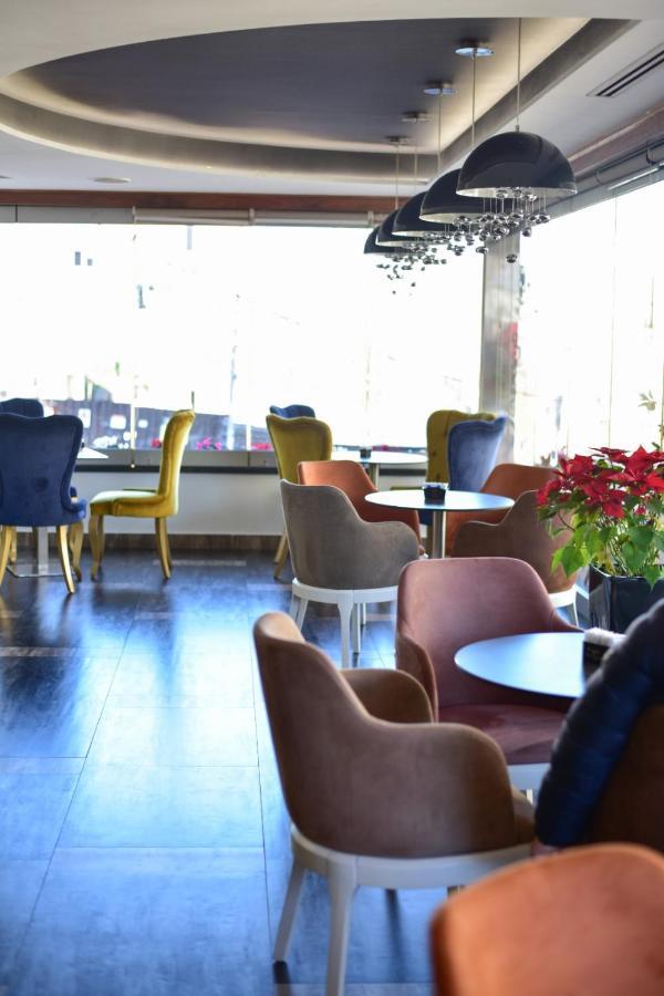 New W Hotel Tirana Bagian luar foto