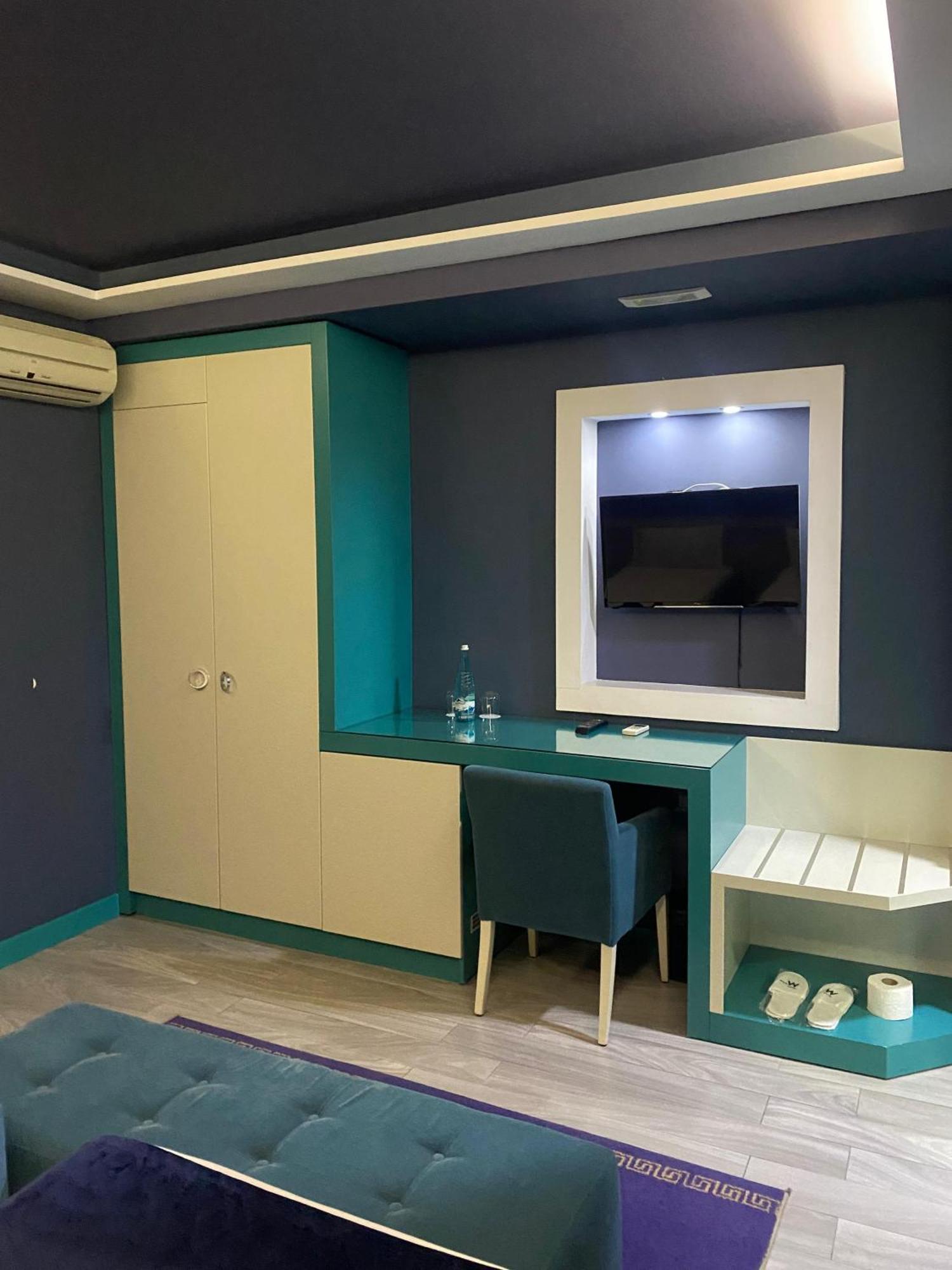 New W Hotel Tirana Bagian luar foto
