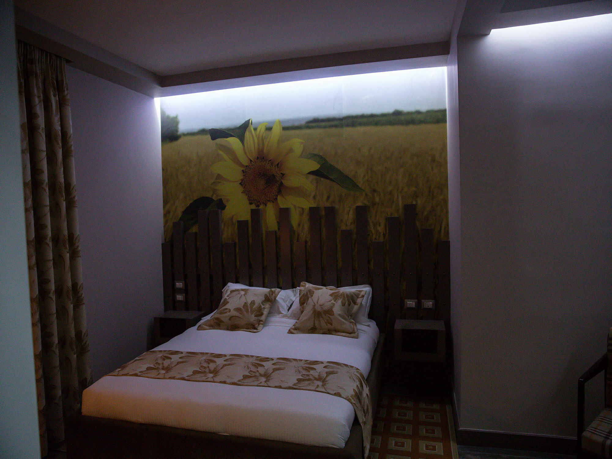 New W Hotel Tirana Bagian luar foto