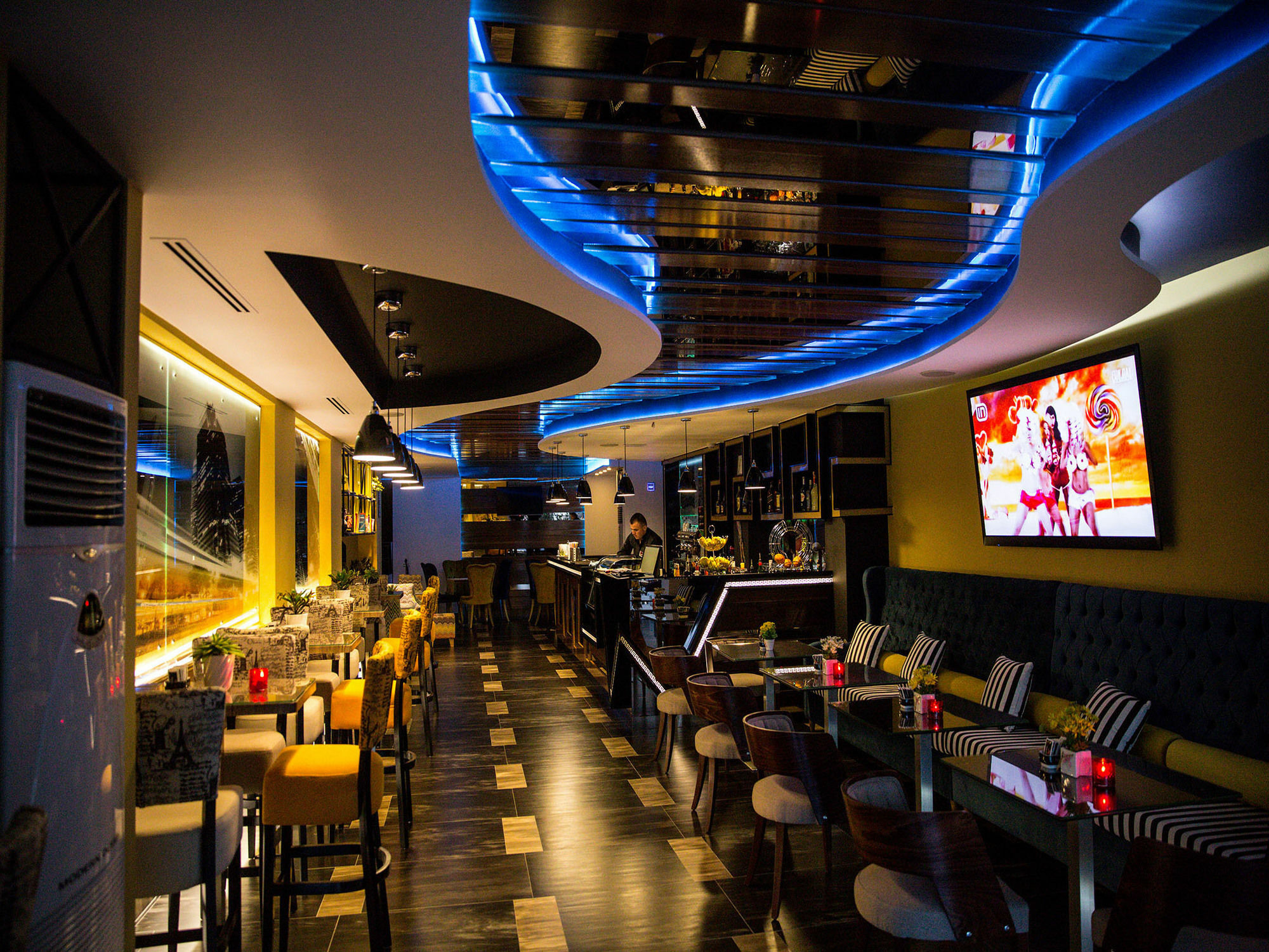 New W Hotel Tirana Bagian luar foto